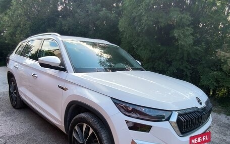 Skoda Kodiaq I, 2023 год, 3 800 000 рублей, 17 фотография