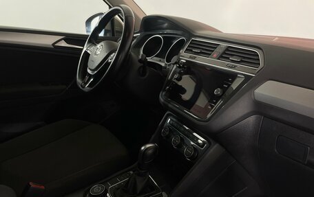 Volkswagen Tiguan II, 2020 год, 2 649 000 рублей, 13 фотография