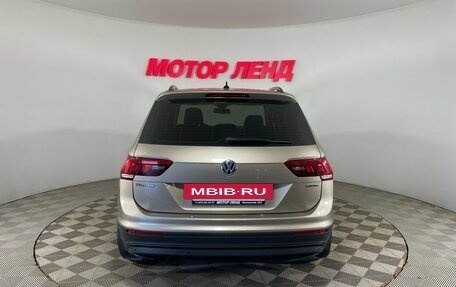 Volkswagen Tiguan II, 2020 год, 2 649 000 рублей, 5 фотография