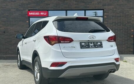 Hyundai Santa Fe III рестайлинг, 2017 год, 1 990 000 рублей, 3 фотография