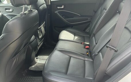 Hyundai Santa Fe III рестайлинг, 2017 год, 1 990 000 рублей, 19 фотография