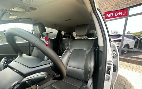 Hyundai Santa Fe III рестайлинг, 2017 год, 1 990 000 рублей, 16 фотография