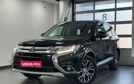 Mitsubishi Outlander III рестайлинг 3, 2018 год, 2 250 000 рублей, 1 фотография