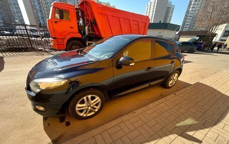 Renault Megane III, 2012 год, 660 000 рублей, 2 фотография