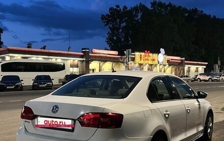 Volkswagen Jetta VI, 2014 год, 900 000 рублей, 3 фотография