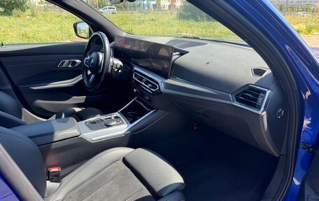 BMW 3 серия, 2022 год, 4 990 000 рублей, 12 фотография