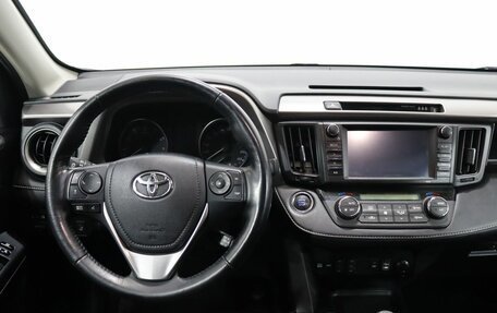 Toyota RAV4, 2019 год, 2 699 000 рублей, 14 фотография