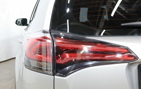 Toyota RAV4, 2019 год, 2 699 000 рублей, 26 фотография