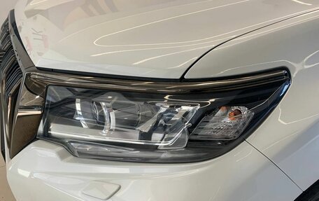 Toyota Land Cruiser Prado 150 рестайлинг 2, 2021 год, 6 980 500 рублей, 13 фотография