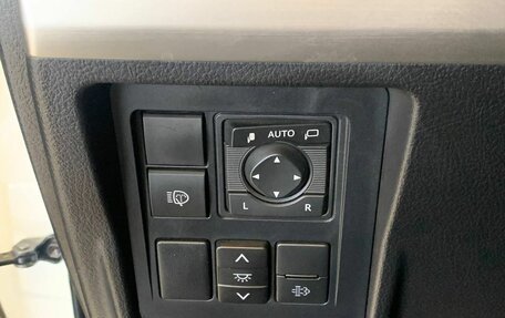 Toyota Land Cruiser Prado 150 рестайлинг 2, 2021 год, 6 980 500 рублей, 19 фотография