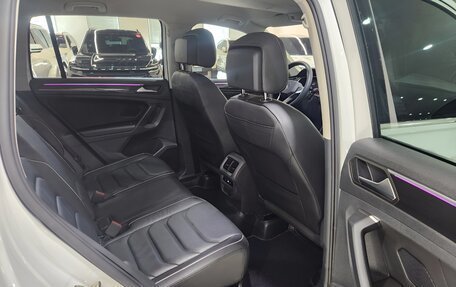 Volkswagen Tiguan II, 2023 год, 2 980 000 рублей, 12 фотография