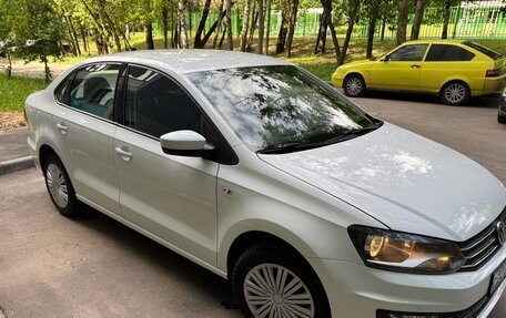 Volkswagen Polo VI (EU Market), 2017 год, 1 077 000 рублей, 1 фотография