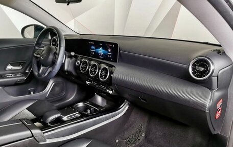 Mercedes-Benz CLA, 2020 год, 2 880 000 рублей, 2 фотография