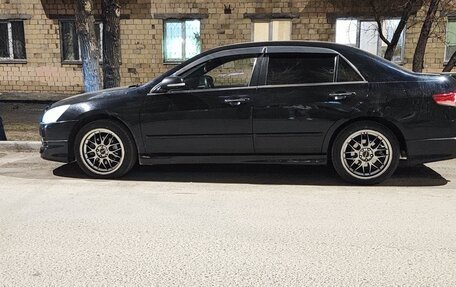 Honda Inspire IV рестайлинг, 2005 год, 800 000 рублей, 22 фотография