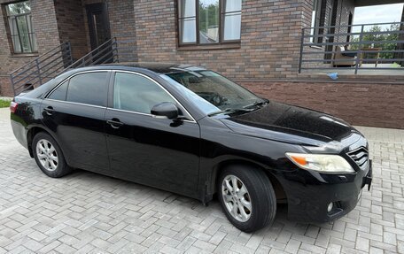 Toyota Camry, 2011 год, 930 000 рублей, 6 фотография