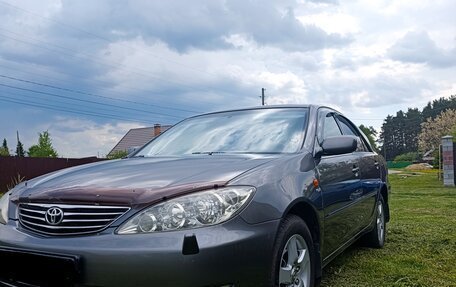 Toyota Camry V40, 2004 год, 700 000 рублей, 5 фотография
