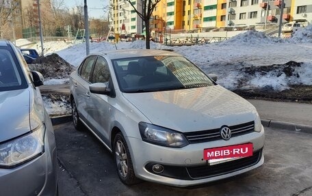 Volkswagen Polo VI (EU Market), 2011 год, 600 000 рублей, 32 фотография