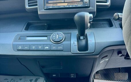 Honda Freed I, 2010 год, 959 000 рублей, 14 фотография
