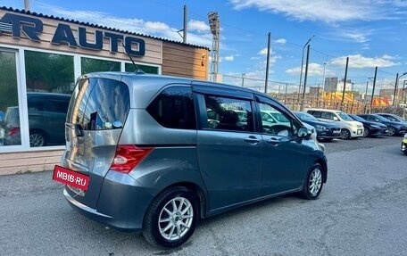Honda Freed I, 2010 год, 959 000 рублей, 10 фотография