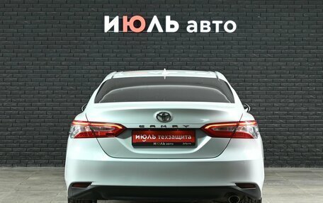 Toyota Camry, 2018 год, 2 499 000 рублей, 6 фотография