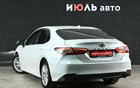 Toyota Camry, 2018 год, 2 499 000 рублей, 5 фотография