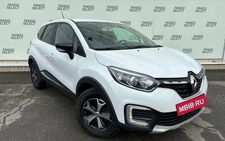 Renault Kaptur I рестайлинг, 2020 год, 1 550 000 рублей, 3 фотография