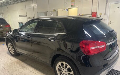 Mercedes-Benz GLA, 2015 год, 1 685 000 рублей, 3 фотография