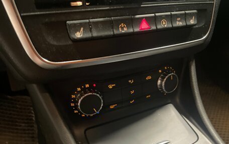 Mercedes-Benz GLA, 2015 год, 1 685 000 рублей, 11 фотография