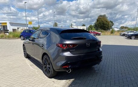 Mazda 3, 2026 год, 2 200 000 рублей, 2 фотография