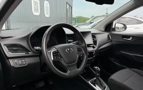 Hyundai Solaris II рестайлинг, 2021 год, 2 080 000 рублей, 11 фотография