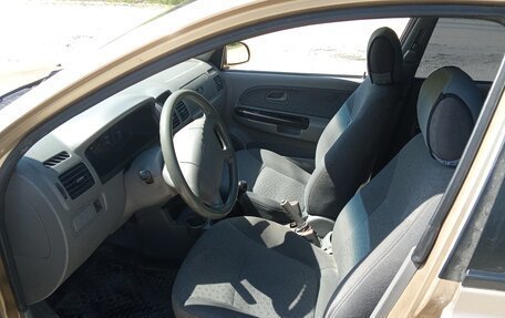 KIA Rio II, 2005 год, 250 000 рублей, 9 фотография