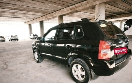 Hyundai Tucson III, 2006 год, 880 000 рублей, 2 фотография