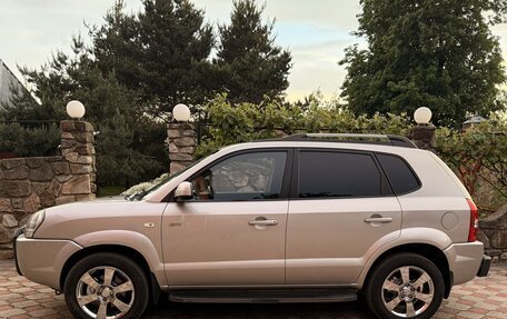 Hyundai Tucson III, 2008 год, 850 000 рублей, 4 фотография