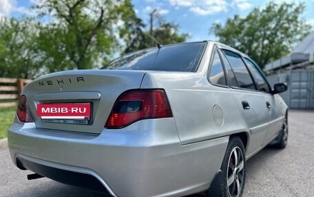 Daewoo Nexia I рестайлинг, 2010 год, 215 000 рублей, 4 фотография