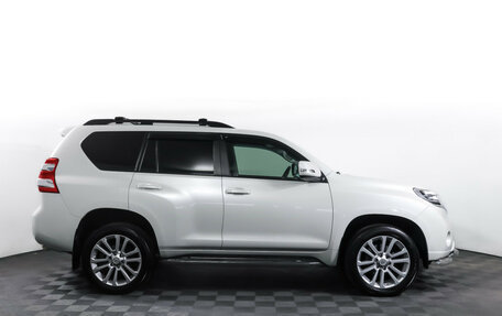 Toyota Land Cruiser Prado 150 рестайлинг 2, 2015 год, 3 990 000 рублей, 4 фотография