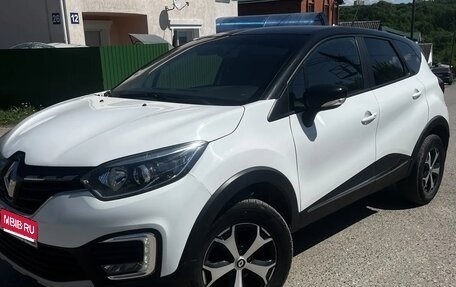 Renault Kaptur I рестайлинг, 2022 год, 1 350 000 рублей, 1 фотография