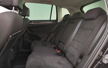 Volkswagen Tiguan II, 2018 год, 2 940 000 рублей, 15 фотография