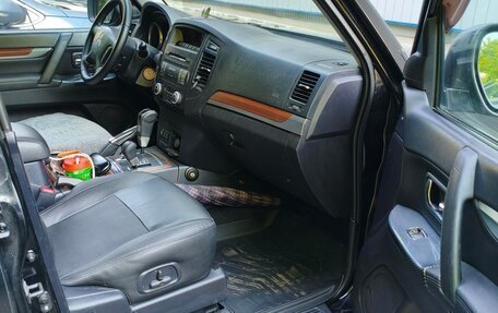 Mitsubishi Pajero IV, 2011 год, 2 350 000 рублей, 9 фотография