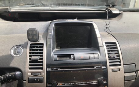 Toyota Prius, 2008 год, 830 000 рублей, 10 фотография