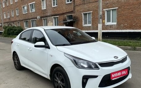 KIA Rio IV, 2017 год, 1 250 000 рублей, 2 фотография