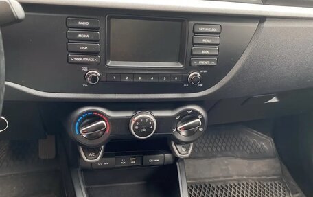 KIA Rio IV, 2017 год, 1 250 000 рублей, 17 фотография