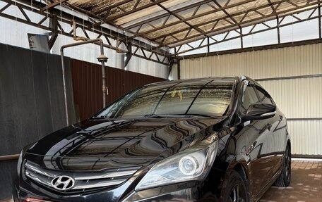 Hyundai Solaris II рестайлинг, 2015 год, 1 190 000 рублей, 2 фотография