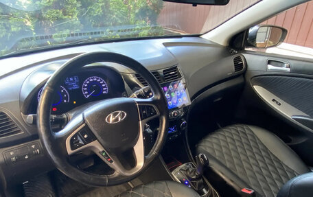 Hyundai Solaris II рестайлинг, 2015 год, 1 190 000 рублей, 14 фотография