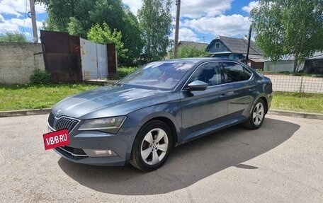 Skoda Superb III рестайлинг, 2019 год, 2 200 000 рублей, 4 фотография