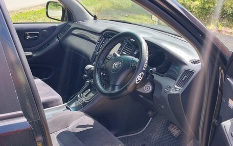 Toyota Kluger I, 2003 год, 1 300 000 рублей, 5 фотография
