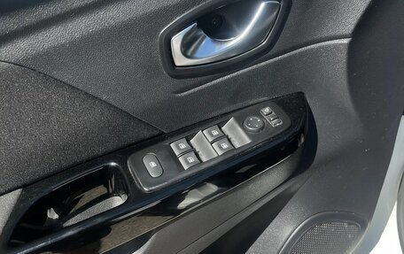 Renault Kaptur I рестайлинг, 2022 год, 1 350 000 рублей, 4 фотография