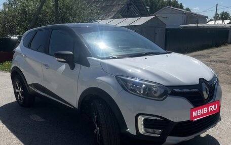 Renault Kaptur I рестайлинг, 2022 год, 1 350 000 рублей, 3 фотография
