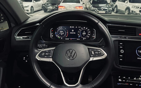 Volkswagen Tiguan II, 2023 год, 2 700 000 рублей, 9 фотография