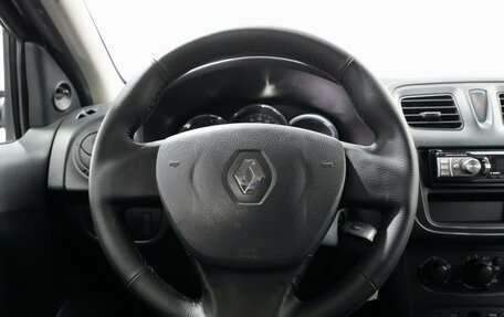 Renault Logan II, 2017 год, 730 000 рублей, 10 фотография