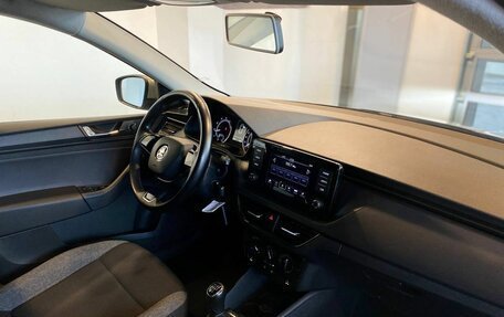 Skoda Rapid II, 2021 год, 1 665 000 рублей, 12 фотография